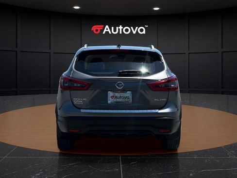Used 2022 Nissan Rogue Sport SL AWD/4WD image 4