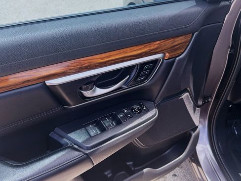 Used 2022 Honda CR-V EX-L image 17