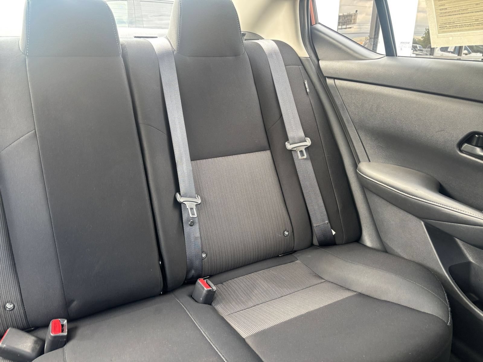 Used 2025 Nissan Sentra SV FWD image 34