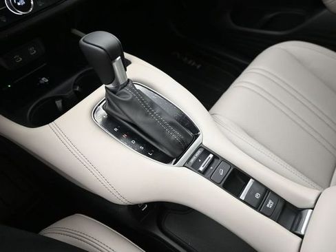 New 2026 Honda HR-V EX-L image 24