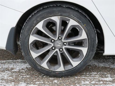 Used 2015 Honda Accord Sport image 9