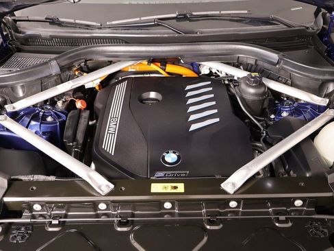 Used 2021 BMW X5 xDrive45e w/ Premium Package image 21