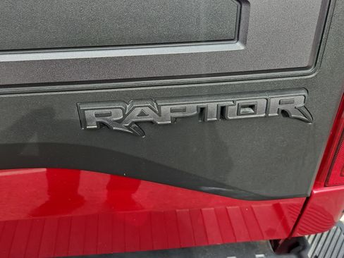 Used 2019 Ford F150 Raptor w/ Equipment Group 802A Luxury image 10