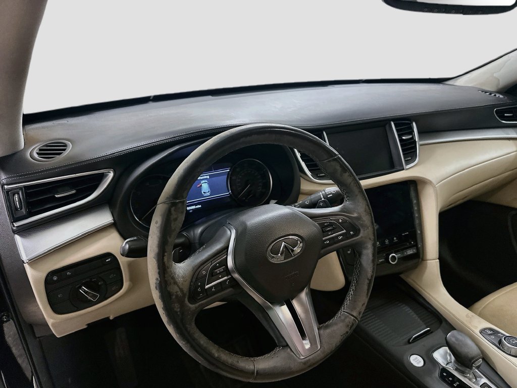 Used 2019 INFINITI QX50 Essential w/ Premium Heat Package AWD/4WD image 4