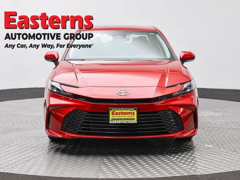 Used 2025 Toyota Camry LE FWD image 2