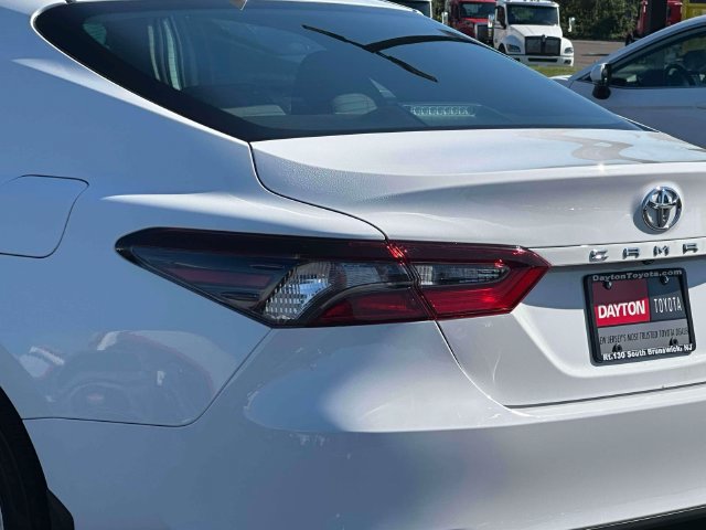 Used 2024 Toyota Camry LE FWD image 9
