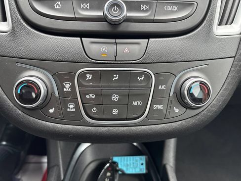 Used 2024 Chevrolet Malibu LT FWD image 27