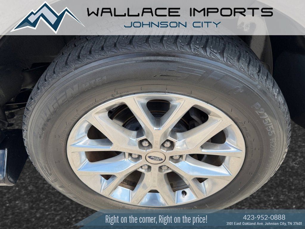 Used 2017 Ford Expedition Limited AWD/4WD image 9