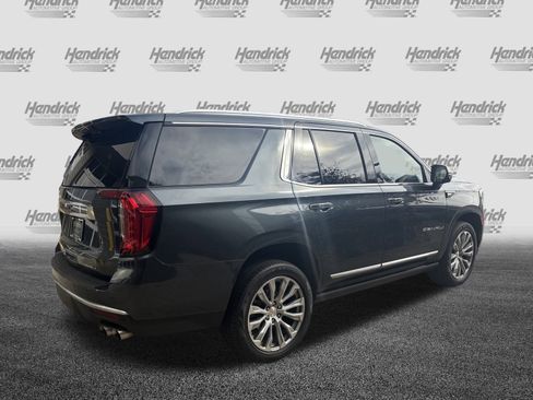 Used 2021 GMC Yukon Denali w/ Denali Premium Package image 10
