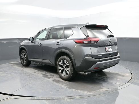 Used 2023 Nissan Rogue SV image 6