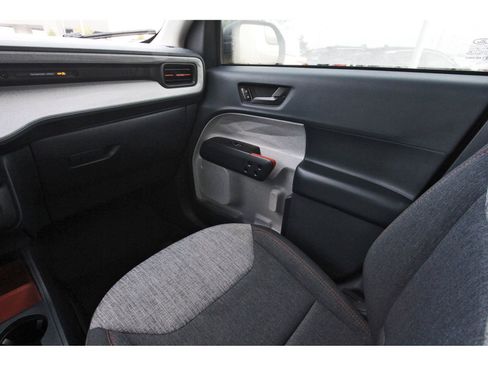 Used 2022 Ford Maverick XLT w/ Equipment Group 300A Standard image 13