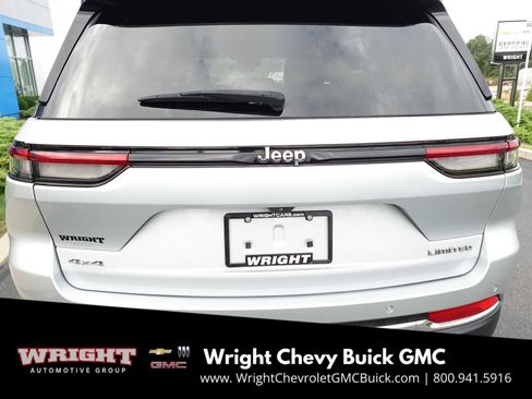 Used 2023 Jeep Grand Cherokee Limited image 4