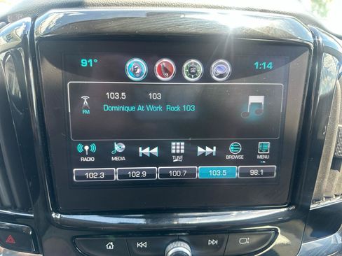 Used 2018 Chevrolet Traverse LT AWD/4WD image 13