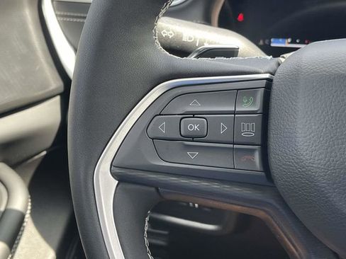 New 2025 Jeep Grand Cherokee L Altitude image 21