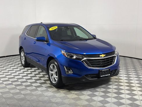 Used 2019 Chevrolet Equinox LT FWD image 3