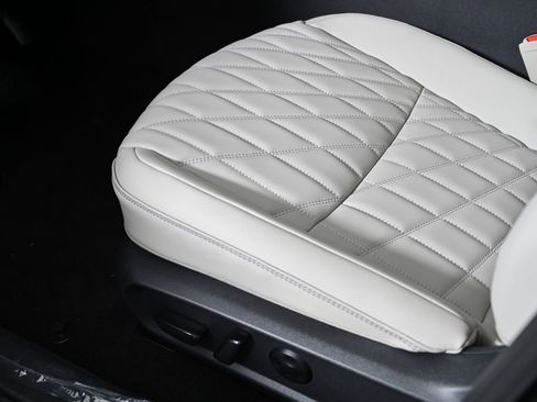 New 2026 Nissan Sentra SL w/ Floor Mat Package image 20