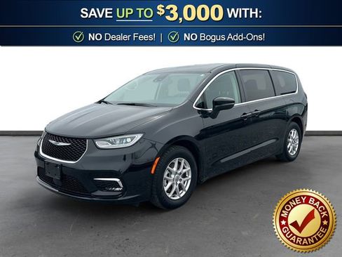 Used 2023 Chrysler Pacifica Touring-L FWD image 1