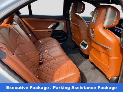 Used 2023 BMW 760i xDrive AWD/4WD image 22