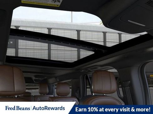 New 2026 Lincoln Navigator L Reserve AWD/4WD image 23