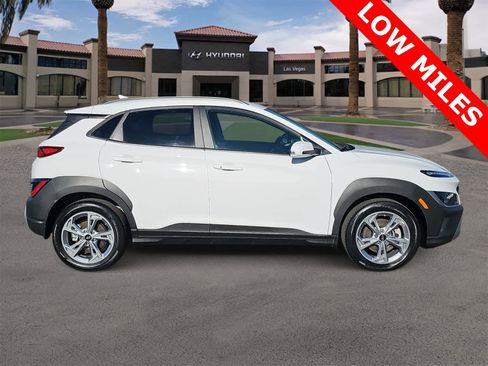 Used 2023 Hyundai Kona SEL image 9