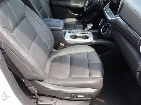 Used 2024 Chevrolet Blazer LT image 13