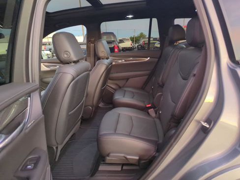 Used 2023 Cadillac XT6 Sport image 36
