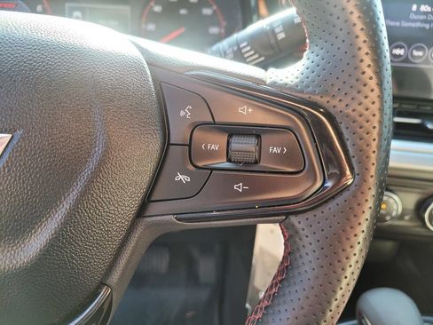 Used 2024 Chevrolet Trax RS w/ Driver Confidence Package FWD image 25