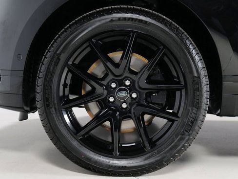 New 2026 Land Rover Range Rover Velar Dynamic SE AWD/4WD image 9