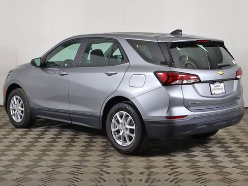 Used 2023 Chevrolet Equinox LS w/ Driver Confidence II Package image 8