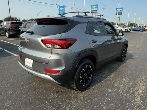 Used 2022 Chevrolet TrailBlazer LT w/ Convenience Package FWD image 8