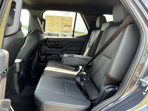 New 2026 Toyota 4Runner TRD Off-Road Premium AWD/4WD image 20