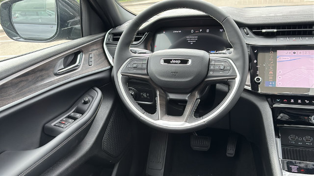 New 2027 Jeep Grand Cherokee Limited AWD/4WD image 25