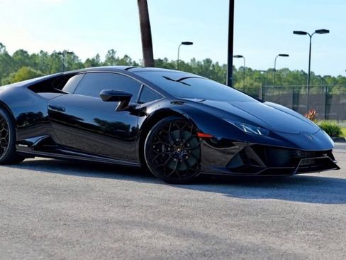 Used 2020 Lamborghini Huracan EVO AWD/4WD image 5