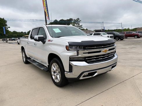 Used 2021 Chevrolet Silverado 1500 LTZ AWD/4WD image 4