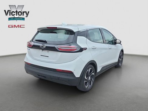 Used 2023 Chevrolet Bolt LT image 17