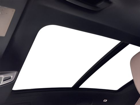 New 2025 Audi Q5 Premium Plus image 18