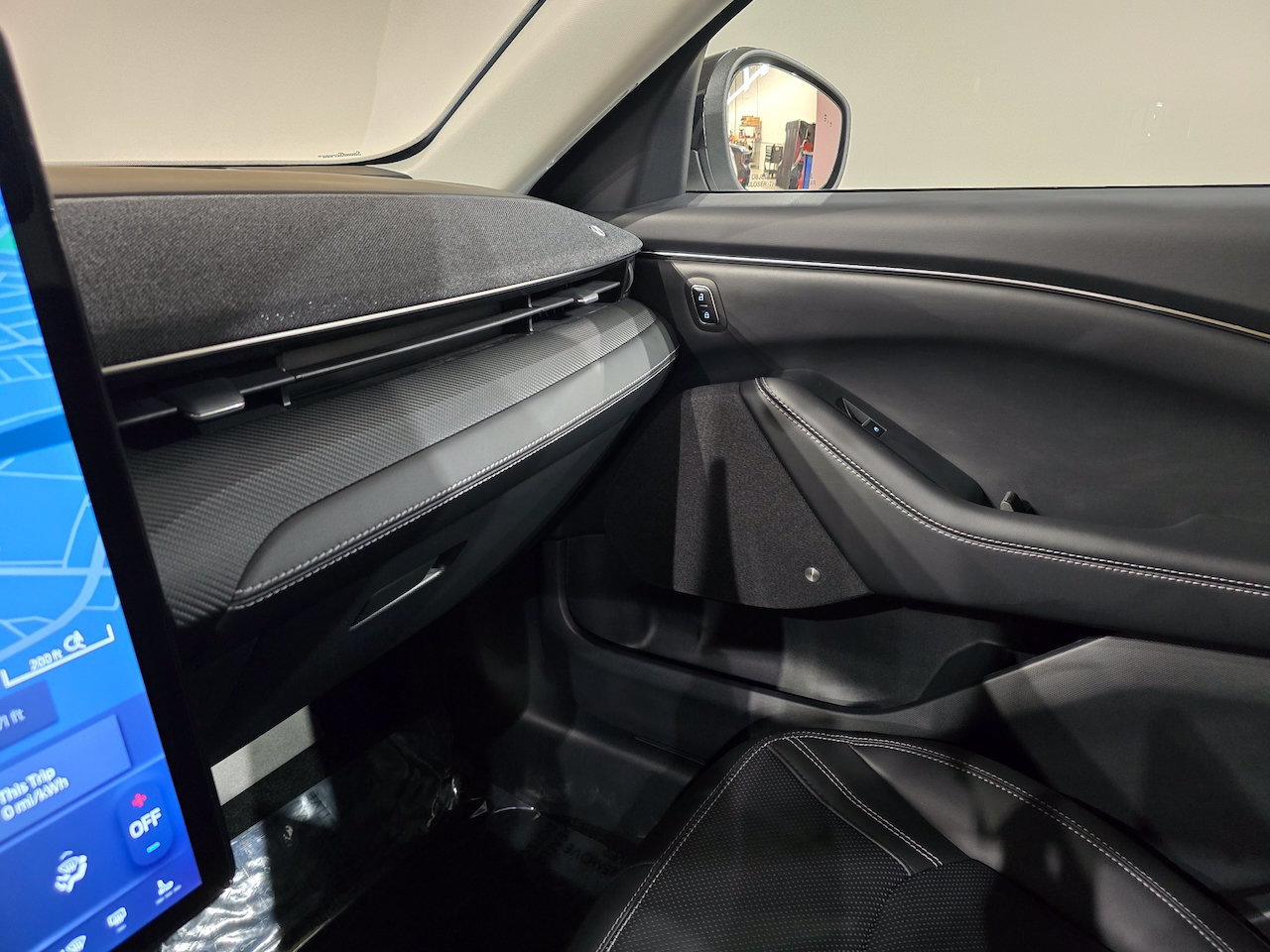 New 2025 Ford Mustang Mach-E Premium AWD/4WD image 30