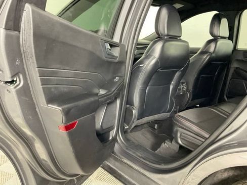 Used 2023 Ford Escape ST-Line AWD/4WD image 14