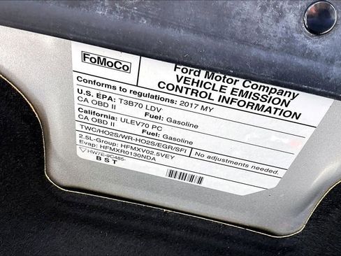 Used 2017 Ford Fusion SE w/ Equipment Group 201A image 35