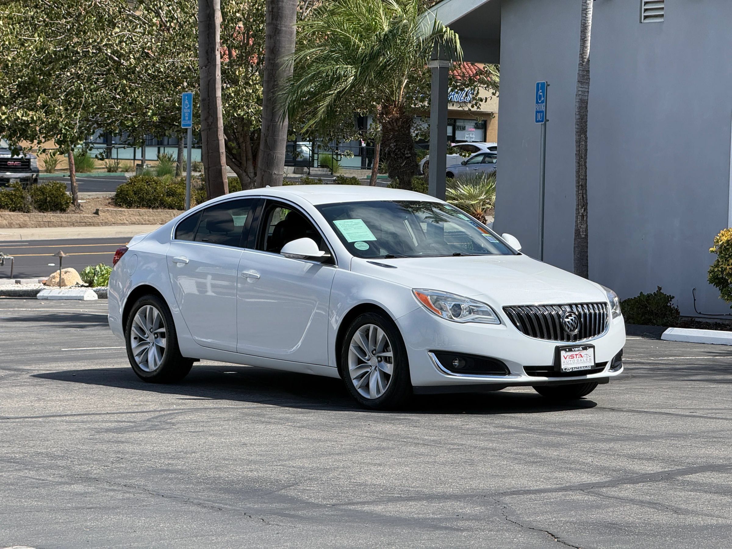 Used 2014 Buick Regal FWD image 6