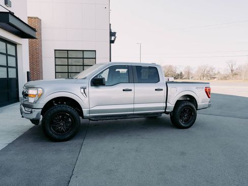 Used 2022 Ford F150 XLT image 5