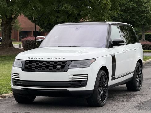 Used 2019 Land Rover Range Rover Supercharged AWD/4WD image 3