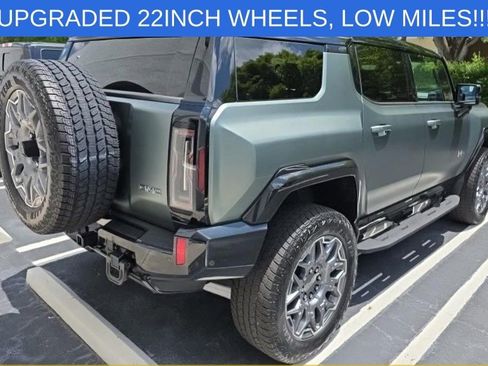 Used 2024 GMC Hummer EV 3X w/ LPO, Illumination Package AWD/4WD image 3