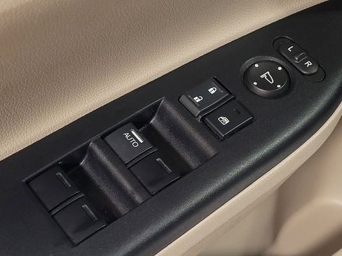 Used 2016 Honda Accord LX image 27
