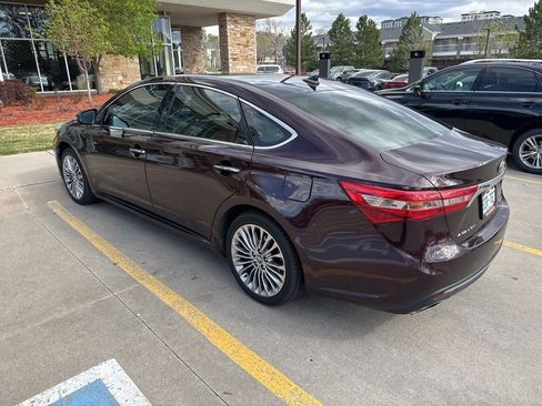 Used 2018 Toyota Avalon Limited w/ Carpet Mat Package image 4