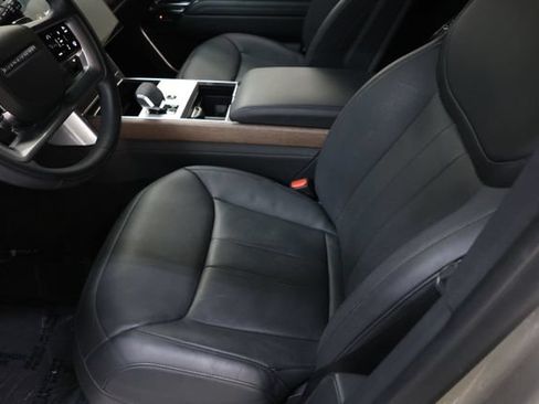 Used 2025 Land Rover Range Rover Long Wheelbase SE AWD/4WD image 78