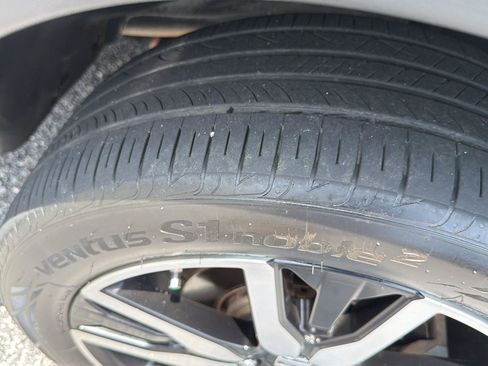 Used 2019 Honda Pilot Touring image 42