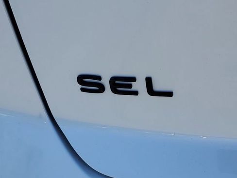 New 2026 Volkswagen Atlas Cross Sport SEL R-Line image 7