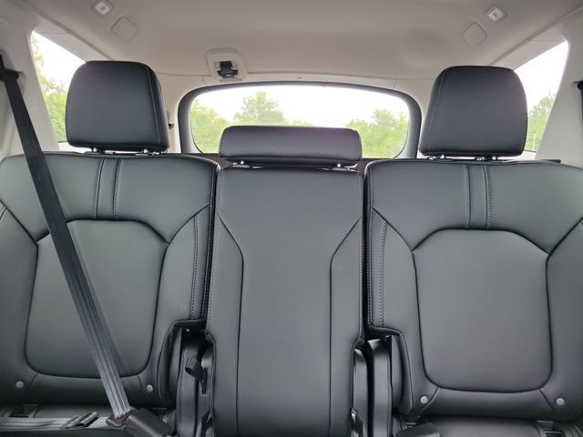 New 2026 Honda Pilot Touring image 21