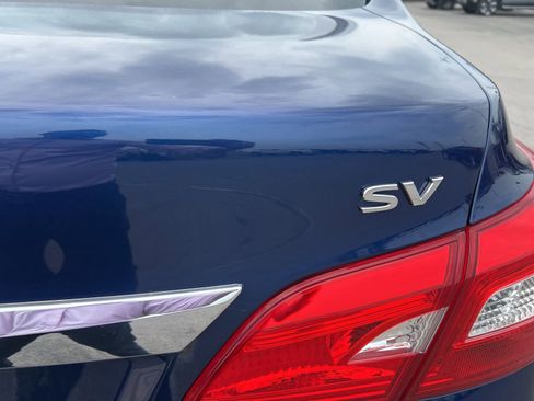 Used 2019 Nissan Sentra SV FWD image 11